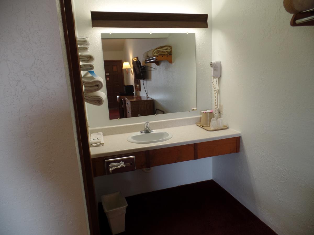 Dakota Country Inn Platte 외부 사진