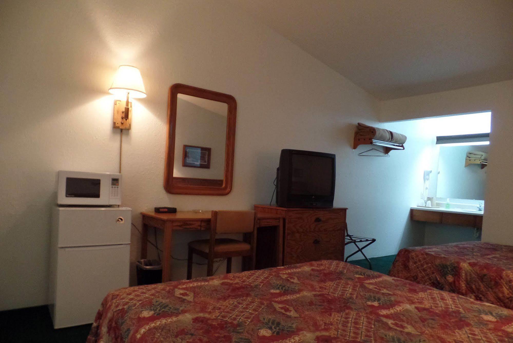 Dakota Country Inn Platte 외부 사진