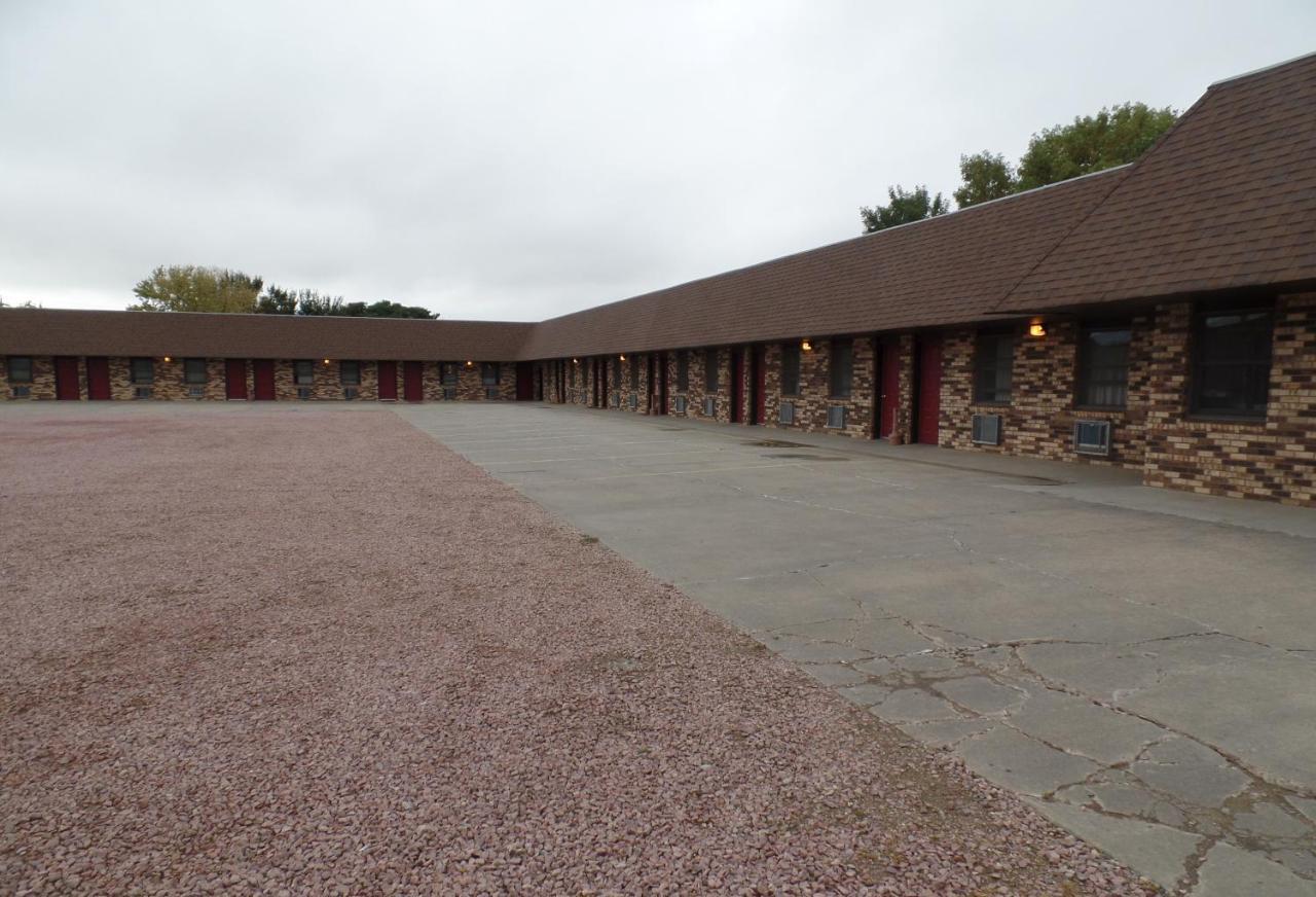 Dakota Country Inn Platte 외부 사진