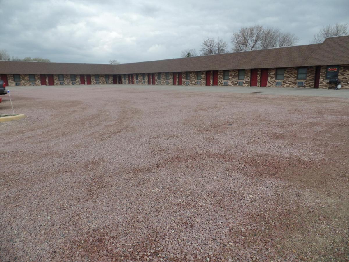 Dakota Country Inn Platte 외부 사진