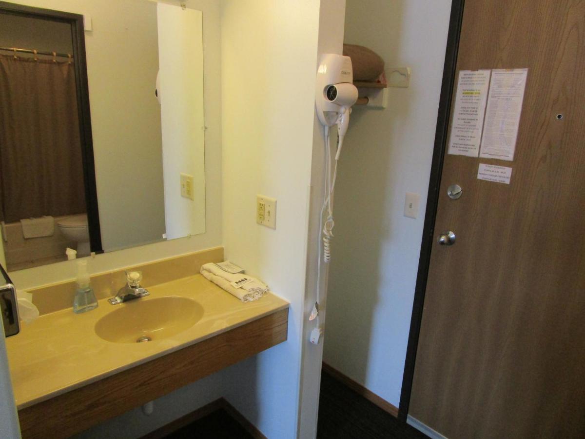 Dakota Country Inn Platte 외부 사진
